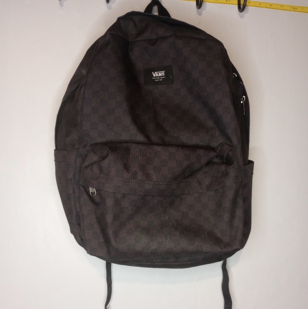 Vans - ALUMNI PACK Backpack  Brown And Black CHECKERBOARD Checkers LAPTOP SLEEVE